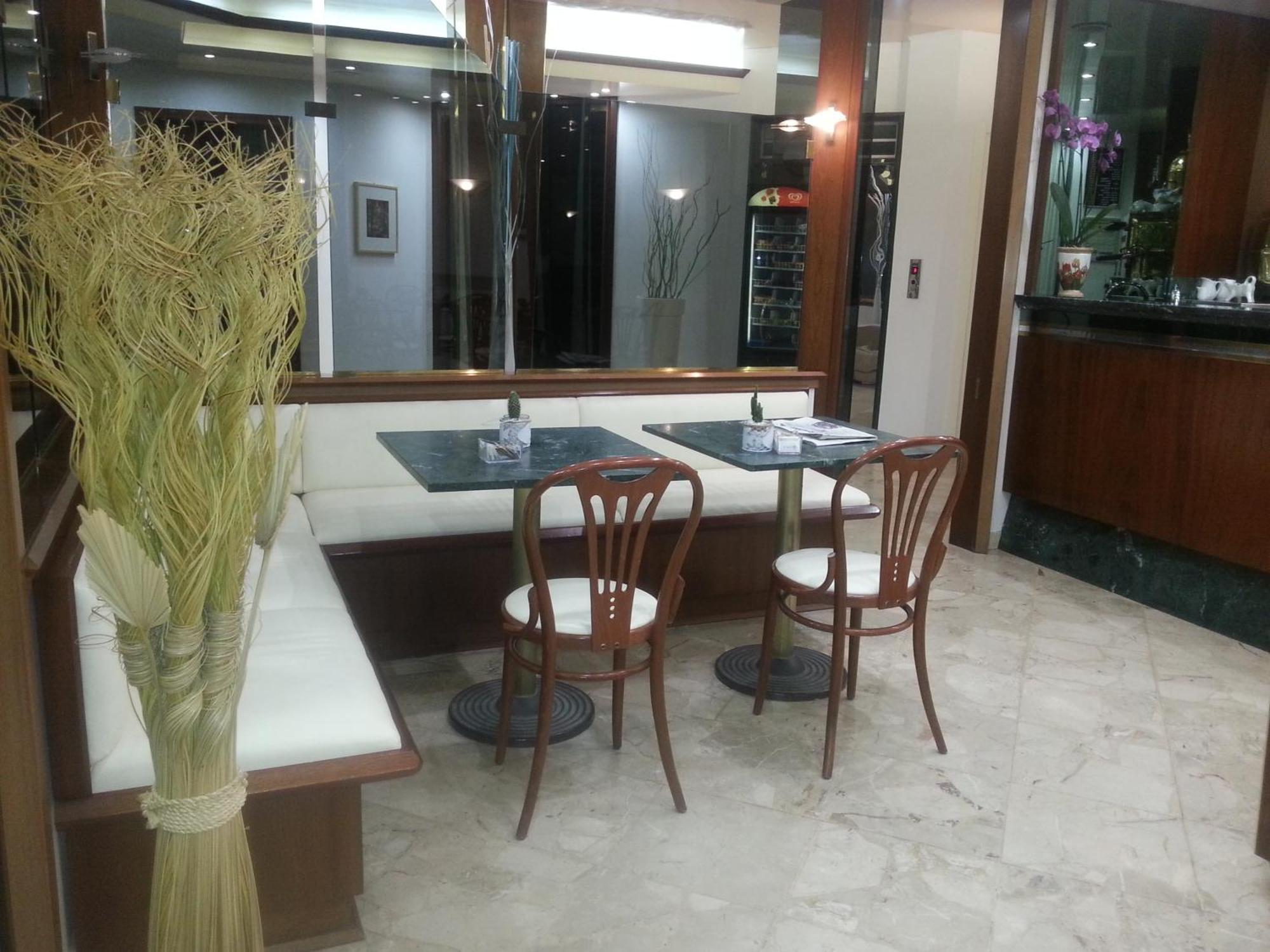 סוטומרינה Hotel Europeo מראה חיצוני תמונה